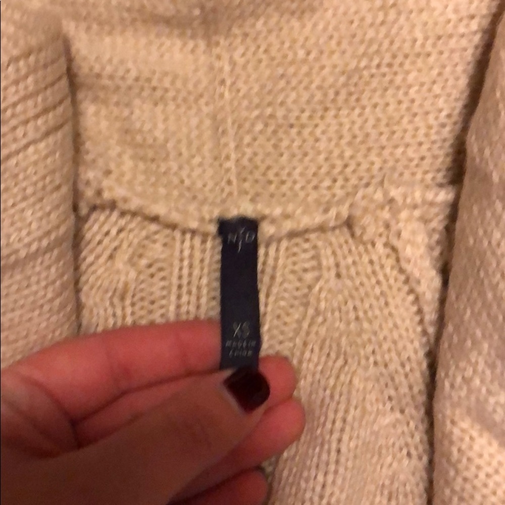Cardigan - Picture 2 of 2